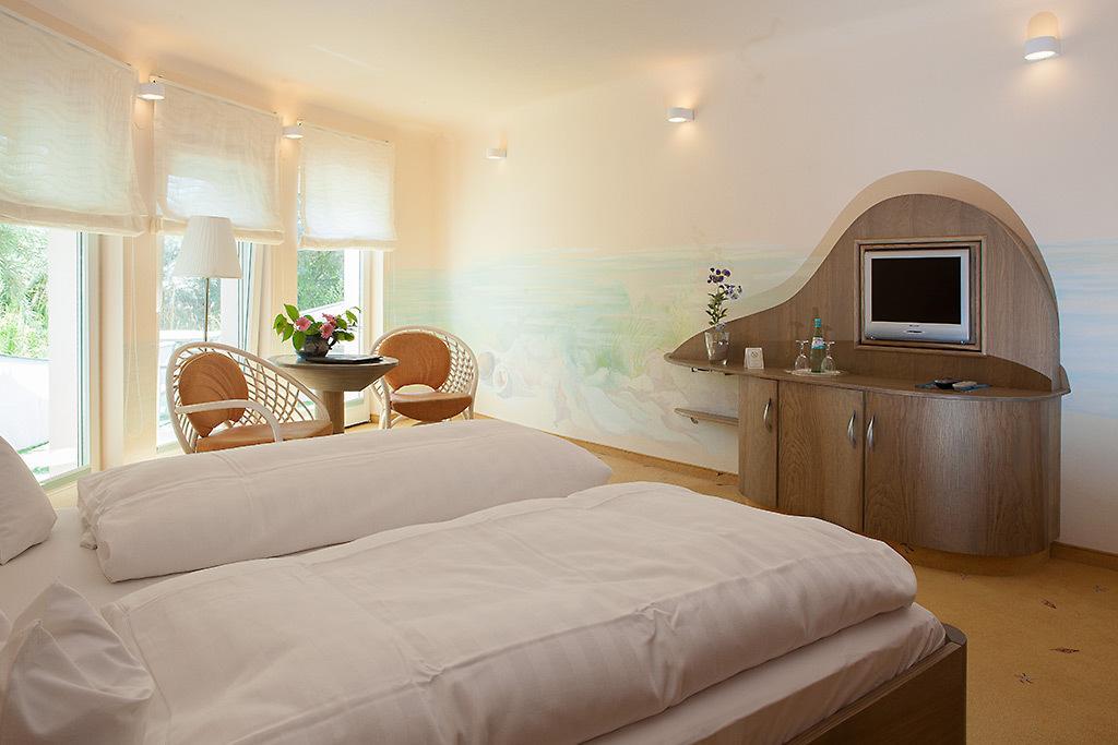 Hotel Zum Strandlaufer Ahrenshoop Room photo